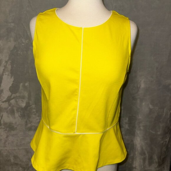 Banana Republic‎ piped peplum tank small EUC - Picture 1 of 3
